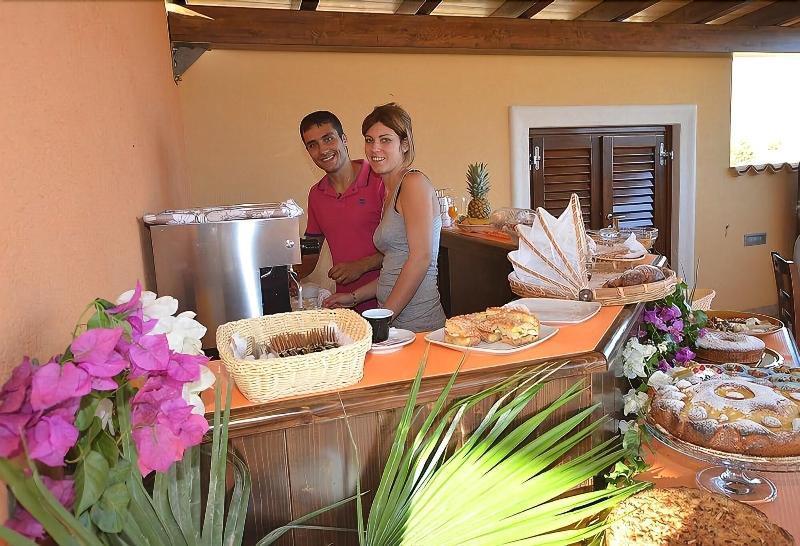 Baia Santa Margherita B&B 卡斯泰卢佐 外观 照片