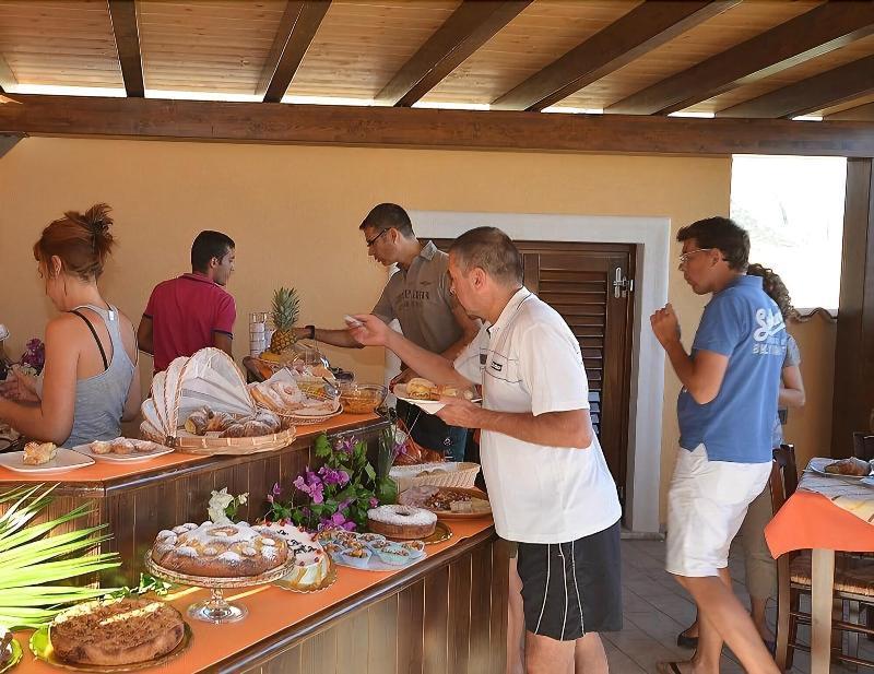 Baia Santa Margherita B&B 卡斯泰卢佐 外观 照片